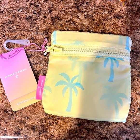 NWT Stoney Clover Lane x Target Reusable Tote Bag Light Yellow/Green Palm Trees - Picture 1 of 6